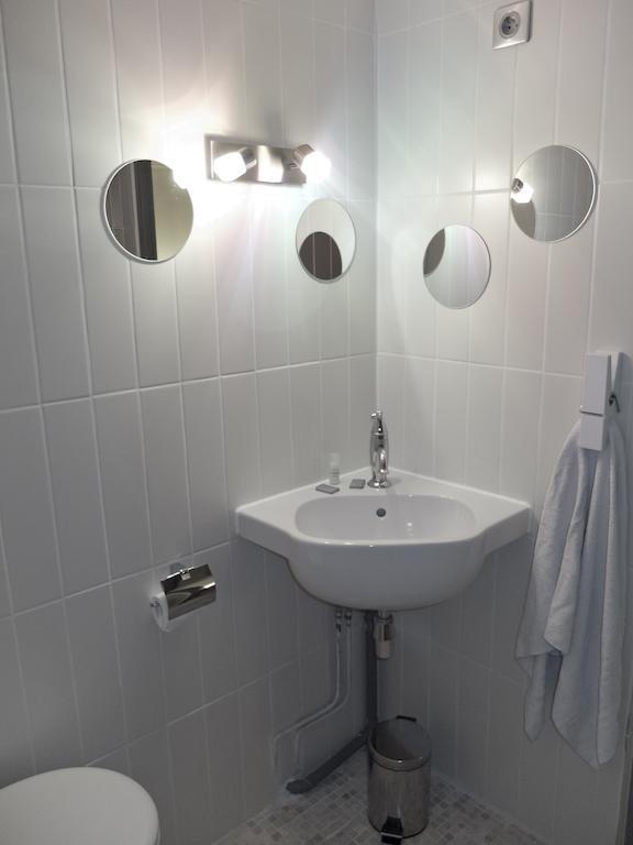 Hotel Au Fil De L'Eau - La Malate ブザンソン 部屋 写真