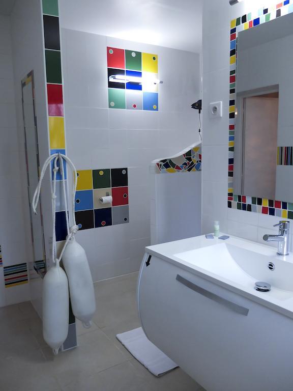 Hotel Au Fil De L'Eau - La Malate ブザンソン 部屋 写真